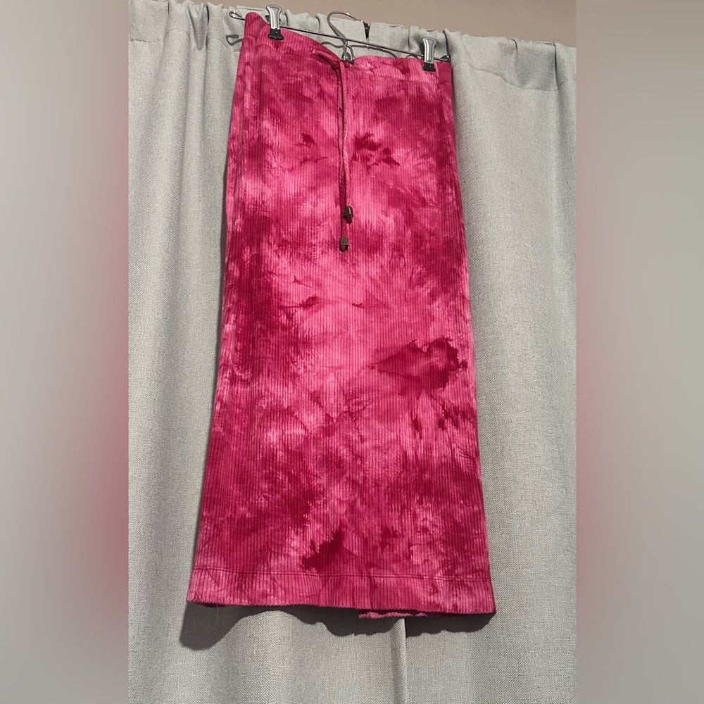POOF NEW YORK RIBBED TIE DYE PINK SKIRT